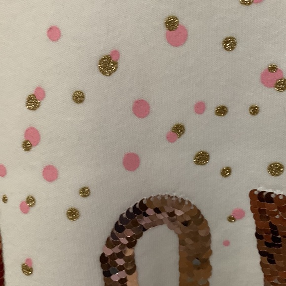 OshKosh B’Gosh new sweatshirt with love and flippy sequins size 12 - Picture 3 of 4